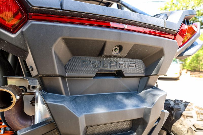 2024 Polaris RZR XP 1000 ULTIMATE MATTE TITANIUM AND ONYX BLACK Image 11