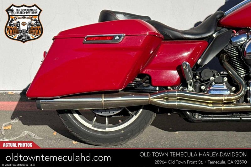 2021 Harley-Davidson Street Glide in a BILLIARD RED exterior color. BMW Motorcycles of Temecula – Southern California (951) 506-6903 bmwmotorcyclesoftemecula.com 