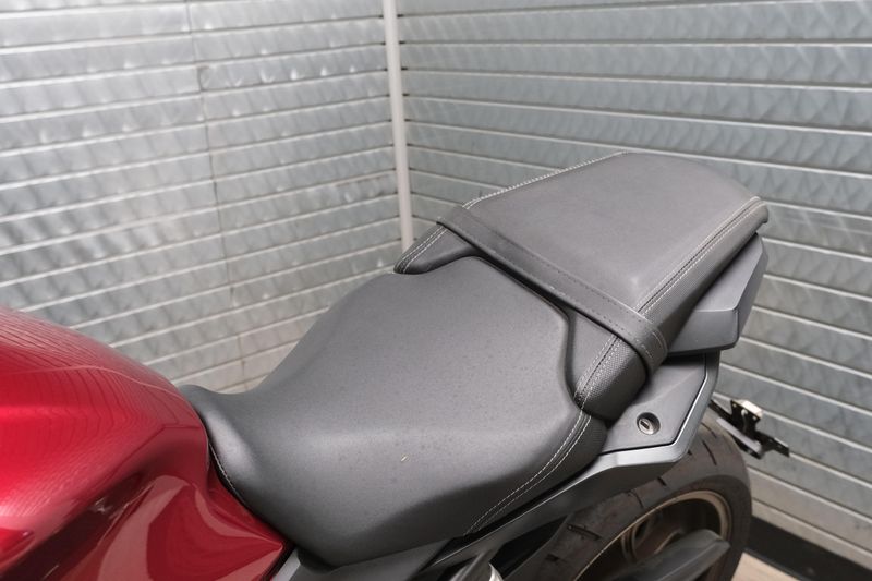 USED 2019 HONDA CB650R Image 14