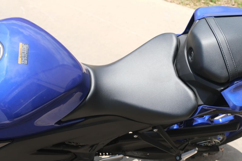 2025 Yamaha YZFR3 ABS TEAM BLUE Image 17
