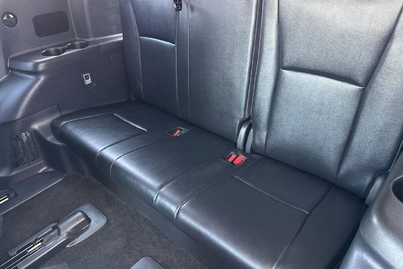 Used 2026 Toyota Highlander XLEImage 14