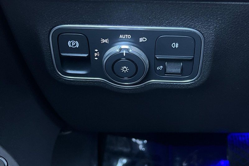 2023 Mercedes-Benz EQB 250+Image 32