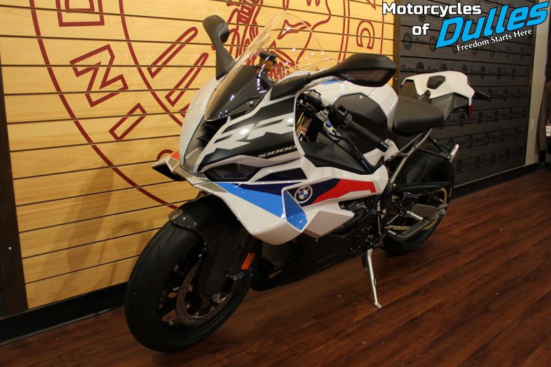 2025 BMW S 1000 RR Image 4