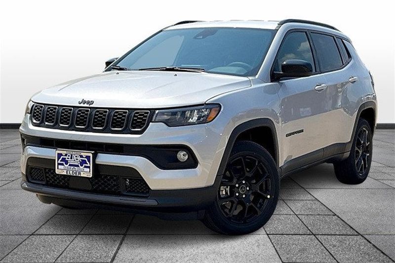 2025 Jeep Compass Latitude 4x4Image 2