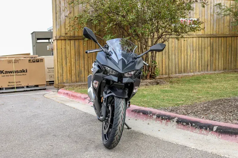 NEW 2026 KAWASAKI NINJA 500 ABS Image 3