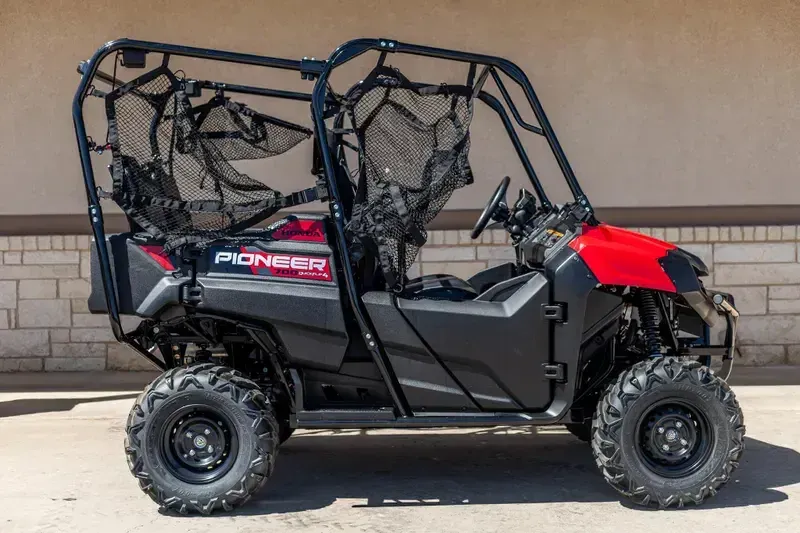 NEW 2026 HONDA PIONEER 7004 Image 2