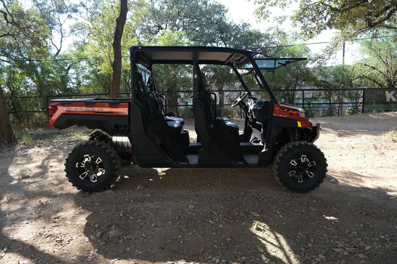 2025 Polaris RANGER CREW XP 1000 PREMIUM ORANGE RUSTImage 2