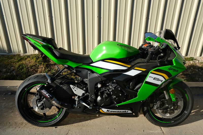 NEW 2025 KAWASAKI NINJA ZX6R KRT EDITION ABS Image 2