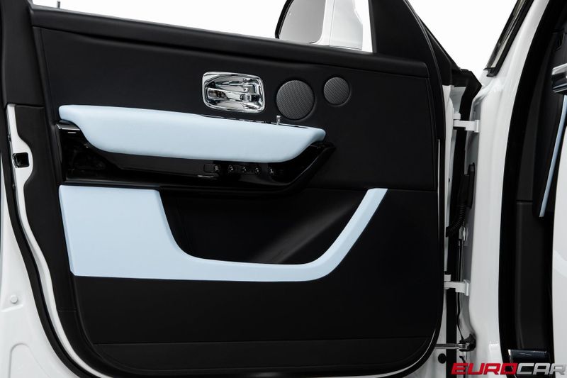 Used 2024 Rolls-Royce Cullinan *BESPOKE INTERIOR * SHOOTING STAR HEADLINER*Image 21