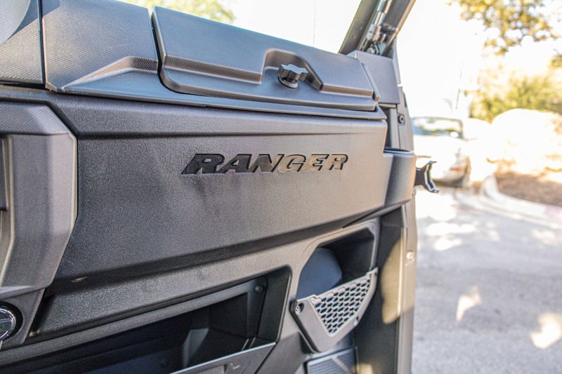 NEW 2026 POLARIS RANGER CREW 1000 PREMIUM Image 25