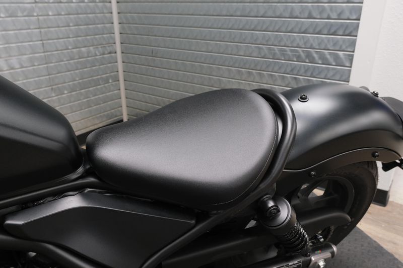 USED 2026 HONDA REBEL 300 E-CLUTCH Image 15