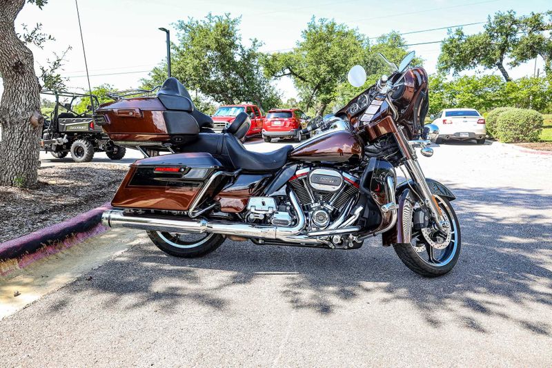 2019 HARLEY LIMITED ELECTRIC GLIDE CVO LIMITED  ROOT BEER Image 11