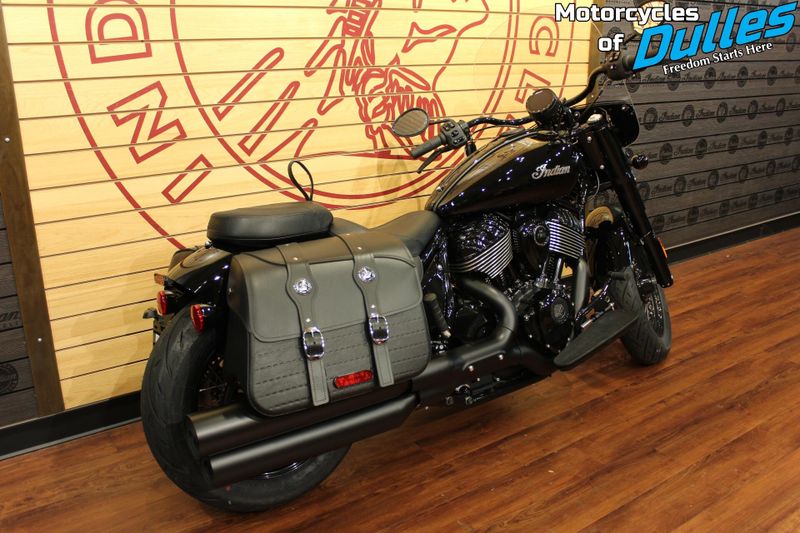 2025 Indian Motorcycle Super Chief Dark Horse Image 8