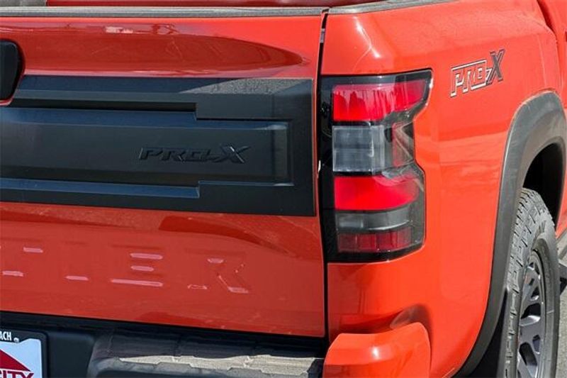 New 2025 Nissan Frontier PRO-XImage 20