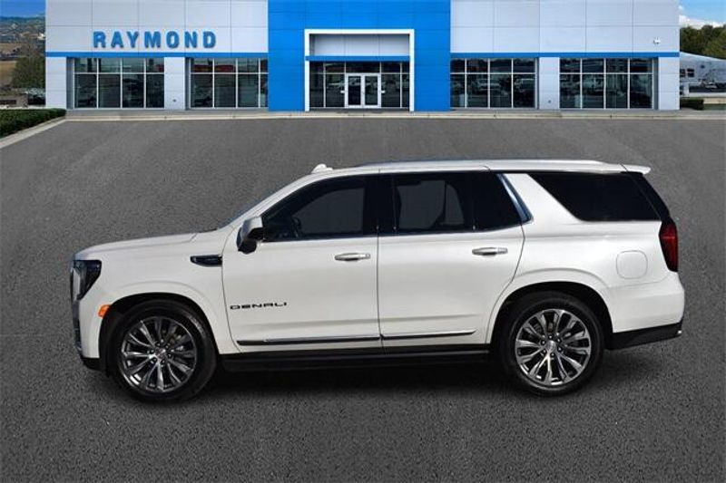 Used 2021 GMC Yukon DenaliImage 6