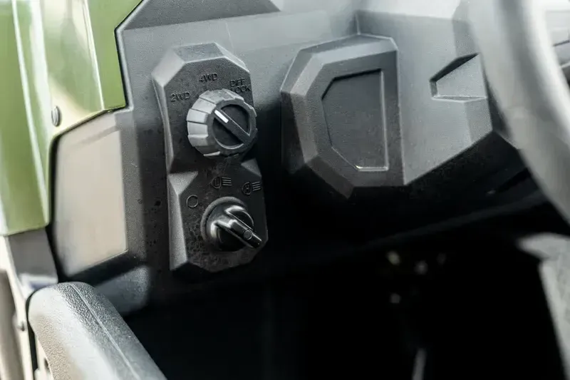 NEW 2025 YAMAHA VIKING VI EPS Image 9