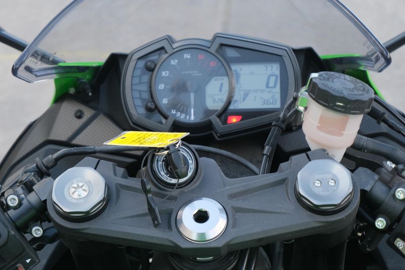 2023 Kawasaki NINJA ZX6R GREEN Image 15