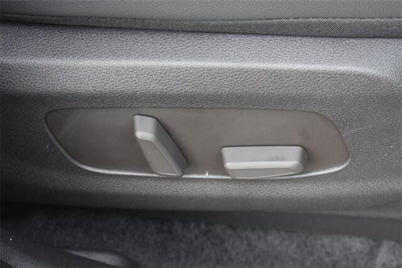 New 2026 Kia Carnival SX PrestigeImage 13