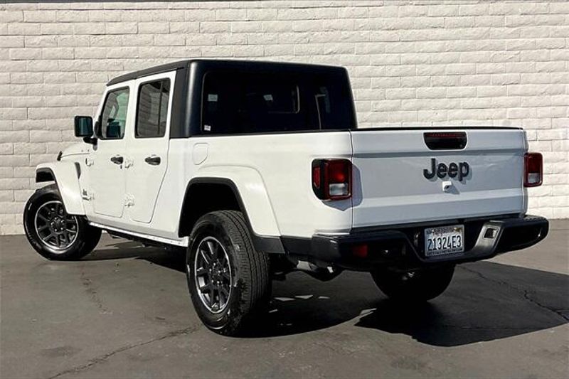 2021 Jeep Gladiator Image 10
