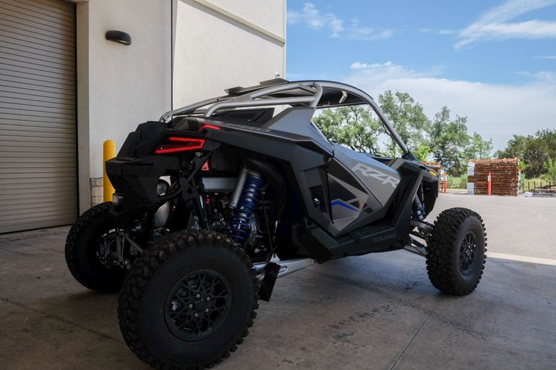 2024 Polaris RZR PRO R PREMIUM  MATTE HEAVY METALImage 5