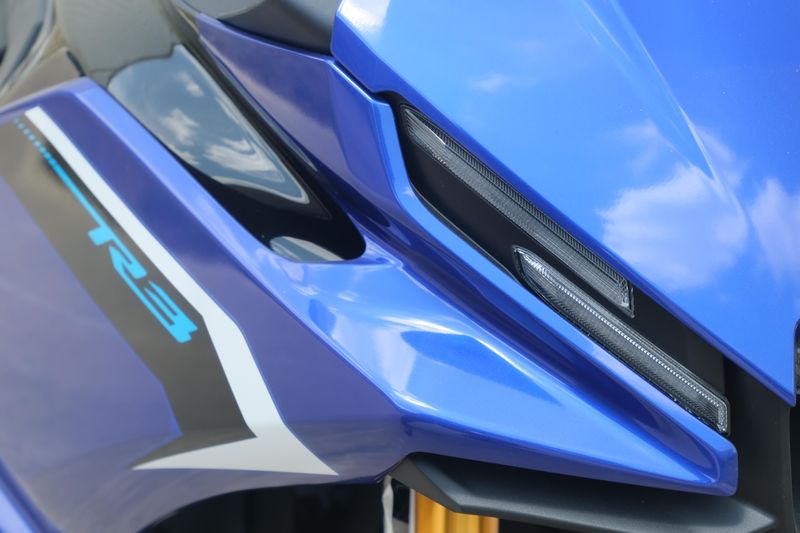 2025 Yamaha YZFR3 ABS TEAM BLUE Image 20