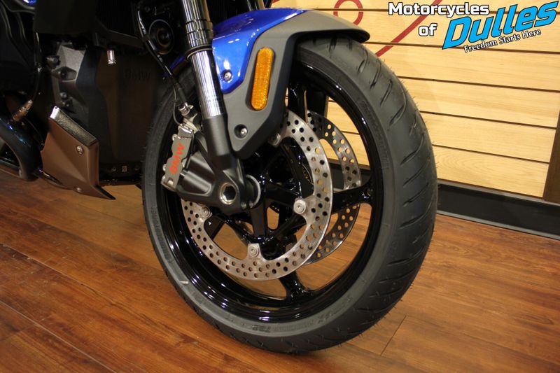 2026 BMW R1300R ASAImage 10