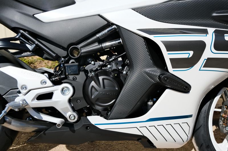 NEW 2026 CFMOTO 450SS Image 16