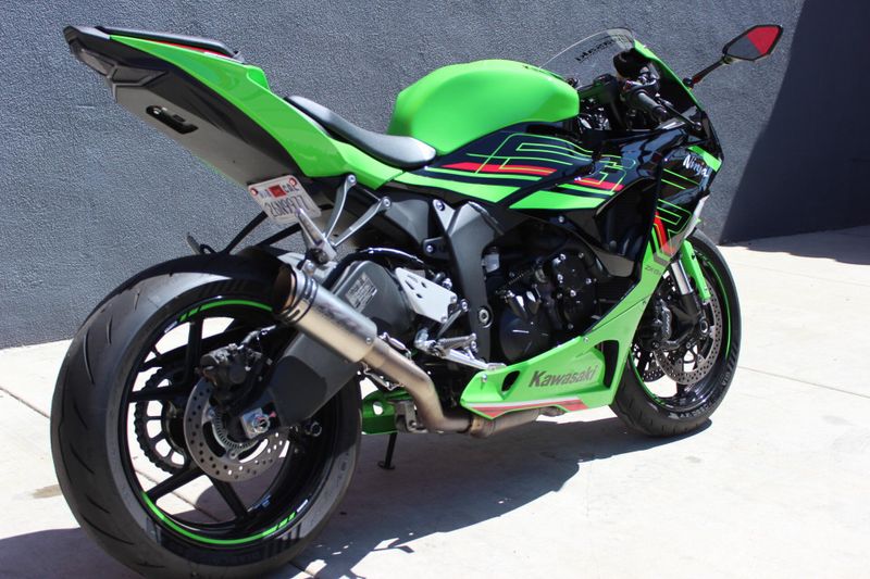 2024 Kawasaki Ninja ZX-6R ABS Image 6
