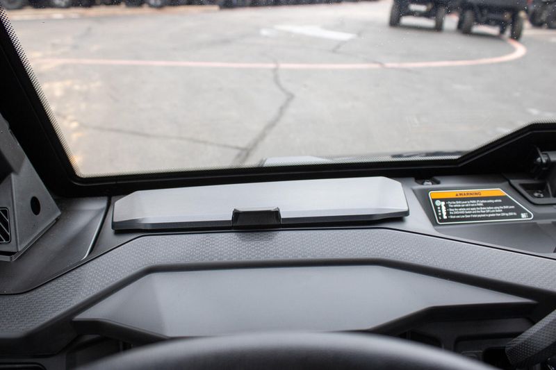 NEW 2026 CAN-AM DEFENDER MAX XT CAB HD11 Image 19