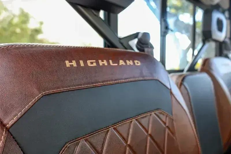 NEW 2026 CFMOTO UFORCE U10 PRO HIGHLAND Image 3