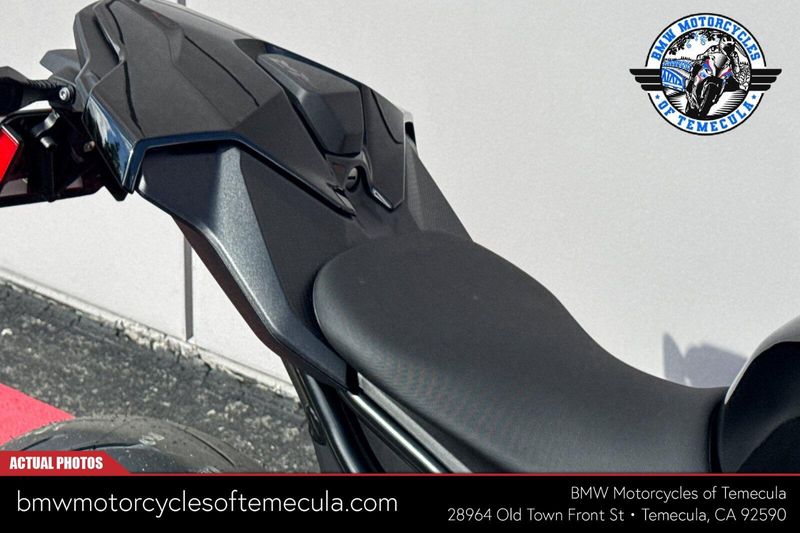 2026 BMW S 1000 RRImage 10