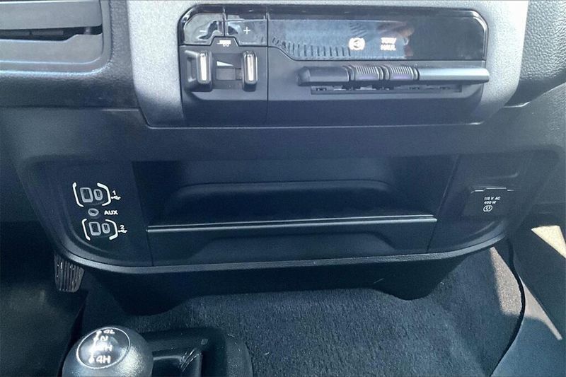 2024 Ram 3500 Tradesman photo 33