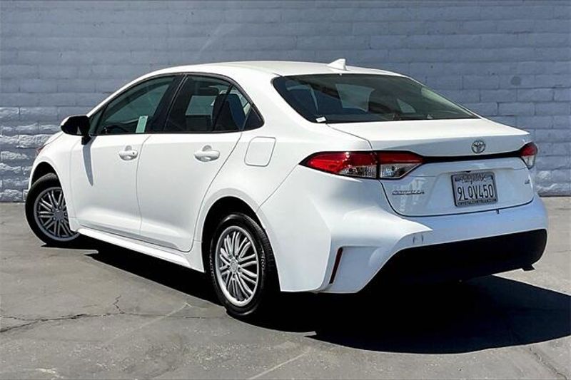 2024 Toyota Corolla LEImage 10
