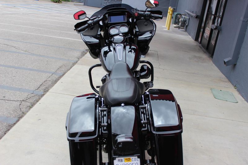 2020 Harley-Davidson Road Glide Special Image 8