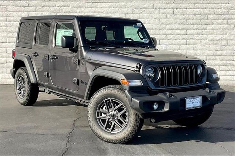 2025 Jeep Wrangler Sport photo 12