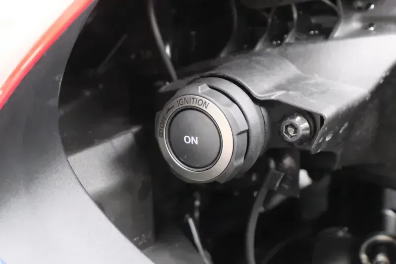 NEW 2026 HONDA CBR1000RRR FIREBLADE SP Image 10