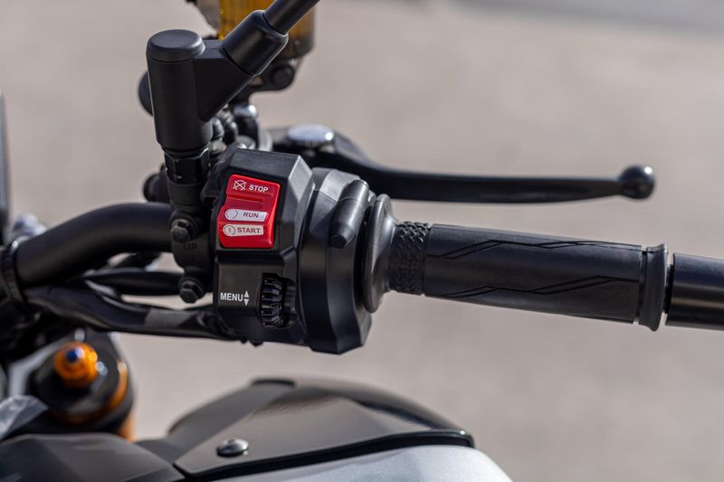 NEW 2025 YAMAHA MT09 SP Image 4