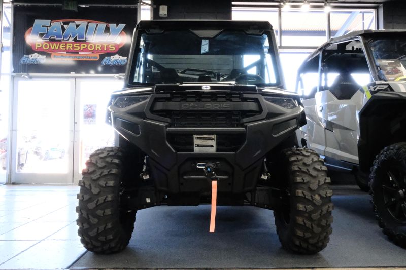 2025 Polaris RANGER XP 1000 PREMIUM  ONYX BLACK PremiumImage 15