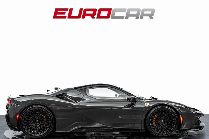 Used 2024 Ferrari SF90 Spider *ATELIER SPEC * HUGE CARBON FIBER OPTIONS*Image 8