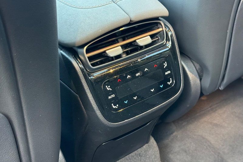 Used 2023 Mercedes-Benz EQS 450Image 14