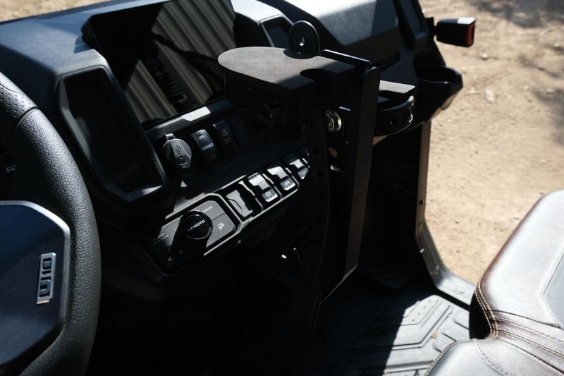 NEW 2026 CFMOTO UFORCE U10 XL PRO Image 19