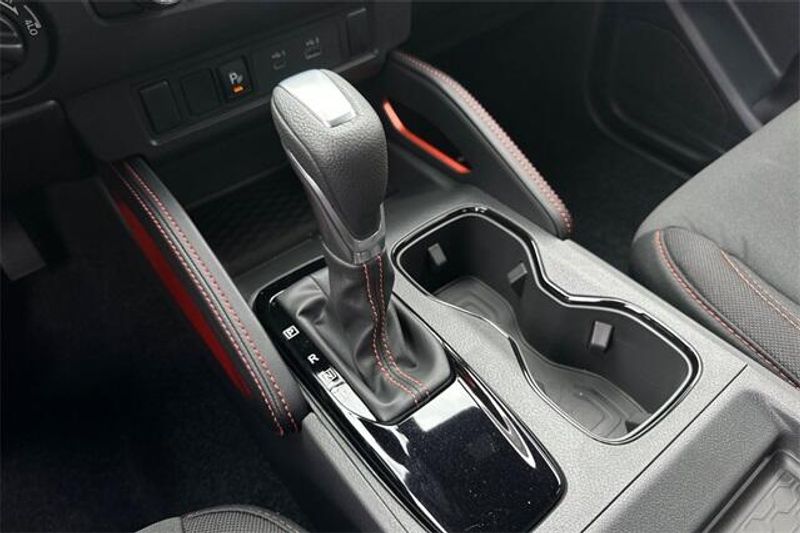 New 2025 Nissan Frontier PRO-4XImage 17