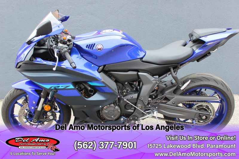 2024 Yamaha YZF R7 Image 4
