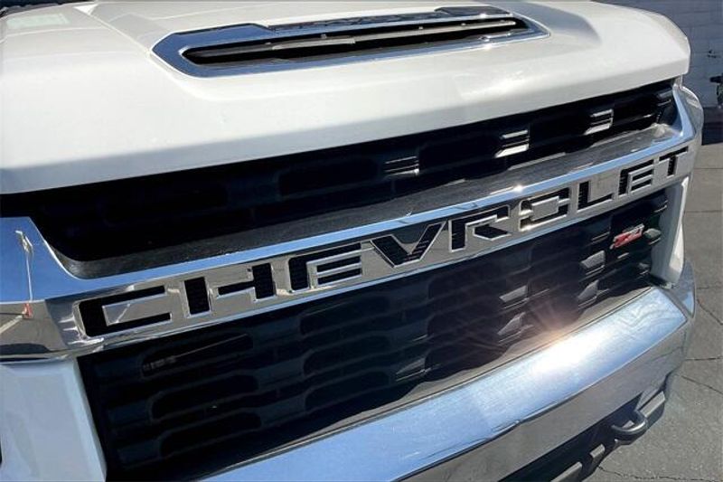 Used 2023 Chevrolet Silverado 2500HD LTImage 30