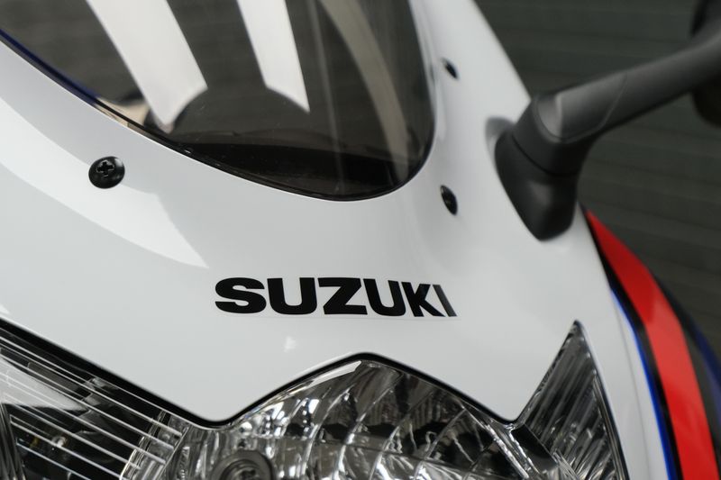 NEW 2026 SUZUKI GSXR750Z 40TH ANNIVERSARY EDITION Image 10