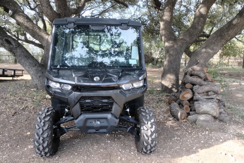 2025 Can-Am DEFENDER MAX DPS HD10 STEALTH BLACKImage 28