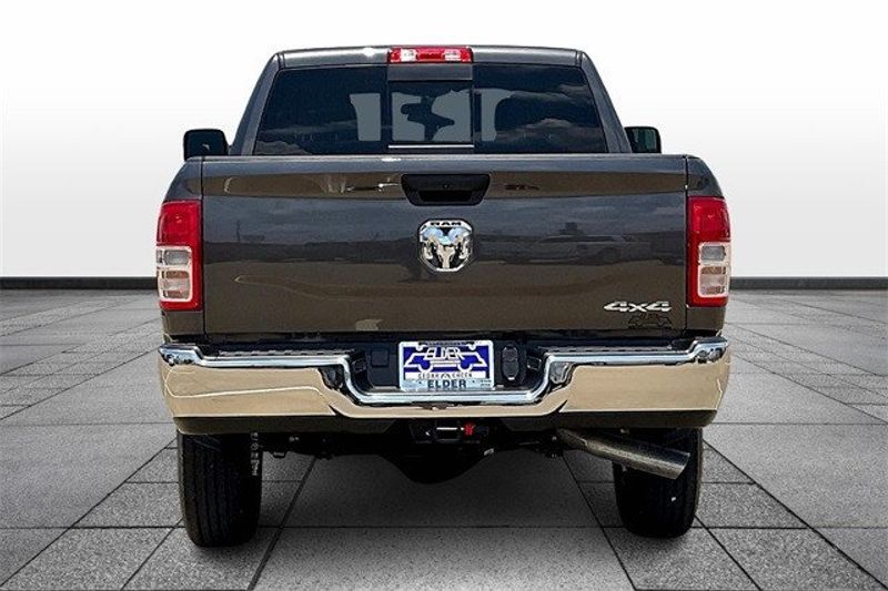 2024 RAM 2500 Tradesman Crew Cab 4x4 6