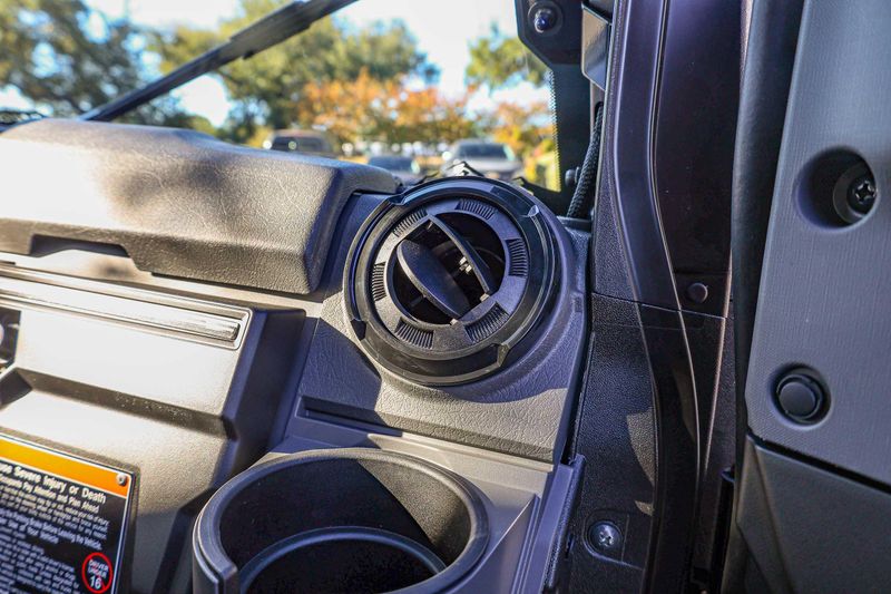 NEW 2025 KAWASAKI RIDGE XR CREW LIMITED Image 28