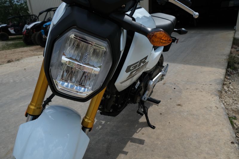 2025 Honda GROM ABS PEARL WHITEImage 5