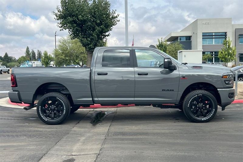 2026 Ram 2500 Big Horn photo 3